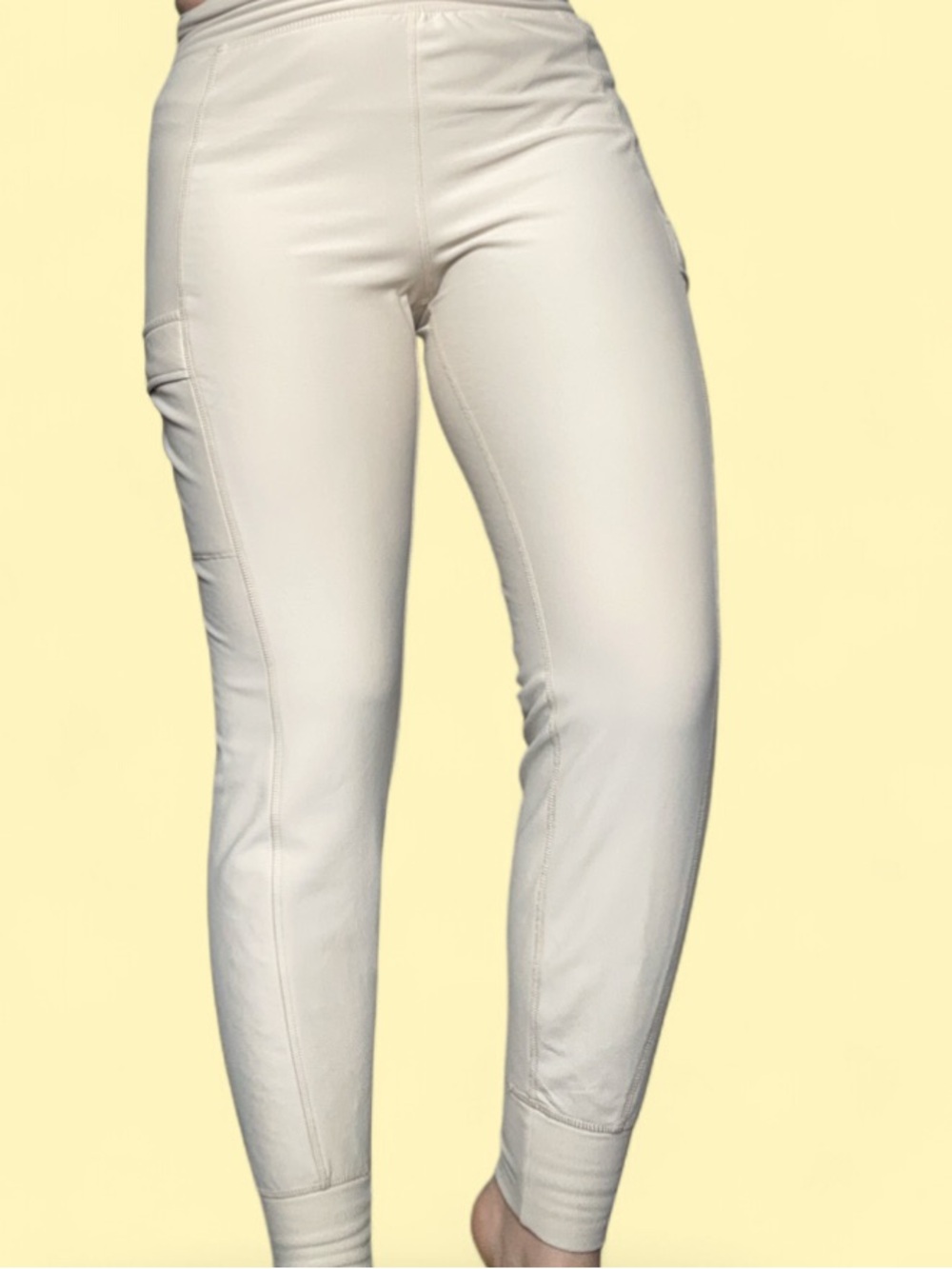 Old Navy Active Extra High-Rise Jogger - Cream